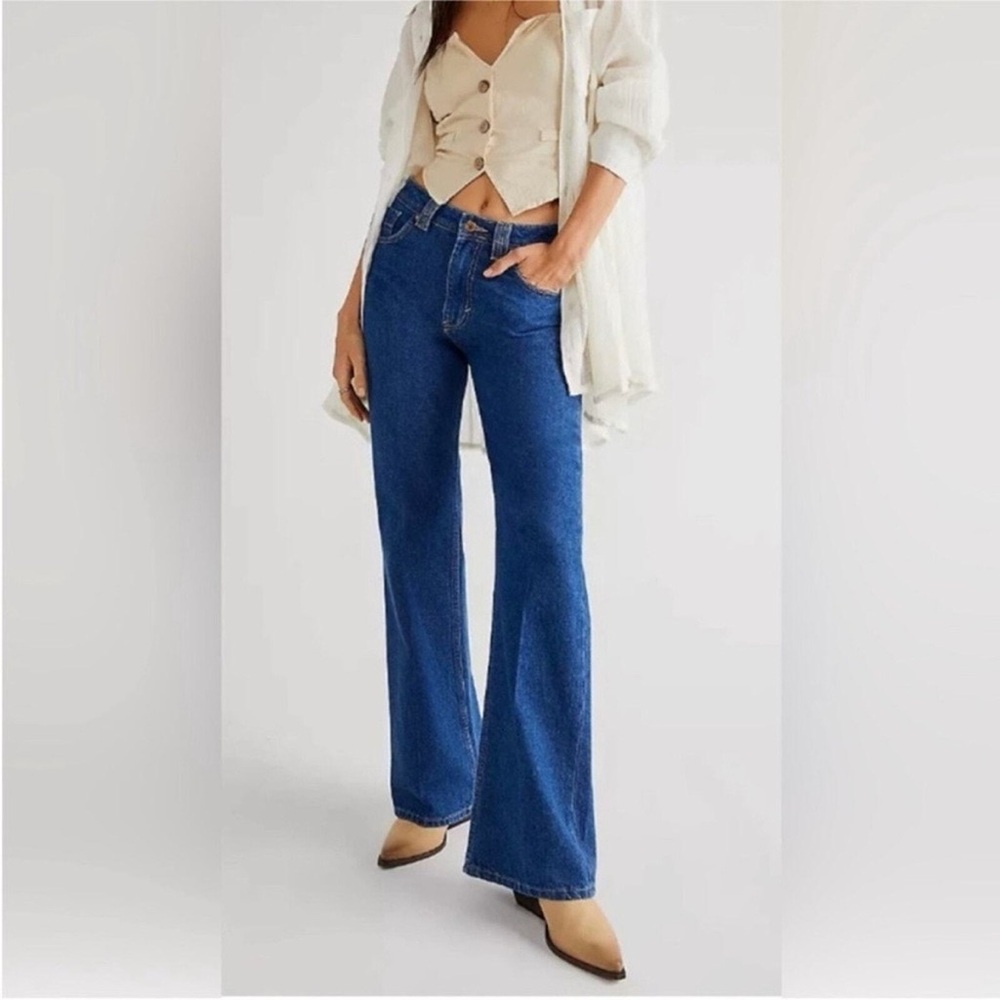 We The Free High-Rise Flare Jeans in Classic Blue